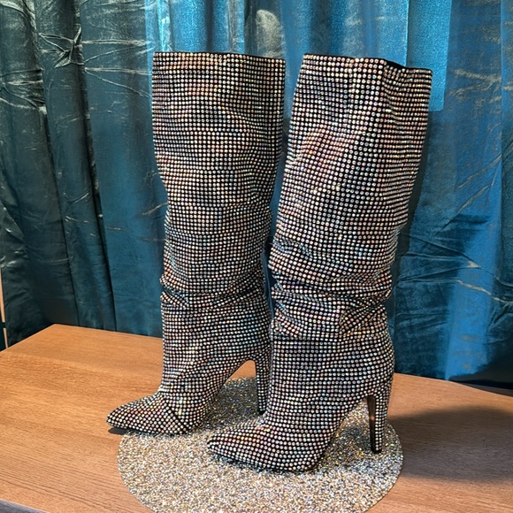 Steve Madden Crushing Rhinestone Boot - Picture 3 of 10